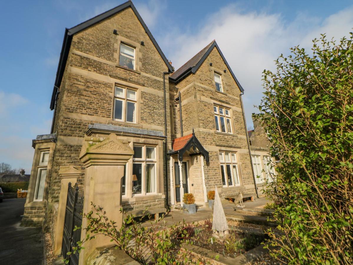 Flat 3 Haslemere Apartment Бъкстън Екстериор снимка