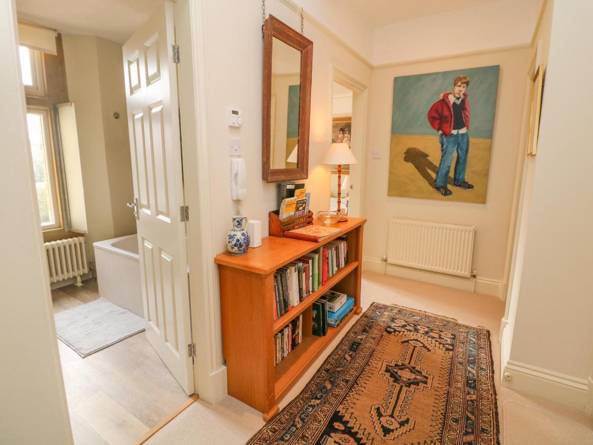 Flat 3 Haslemere Apartment Бъкстън Екстериор снимка