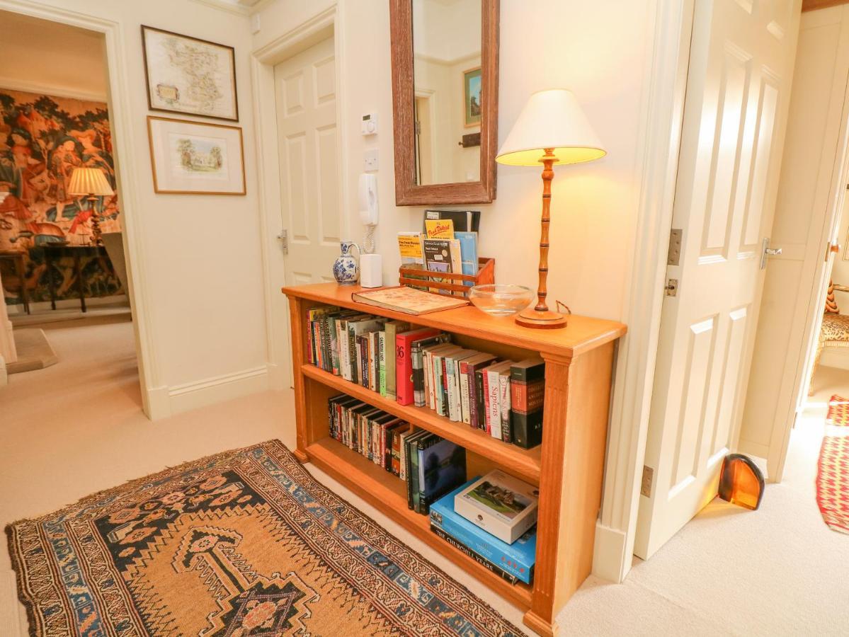 Flat 3 Haslemere Apartment Бъкстън Екстериор снимка