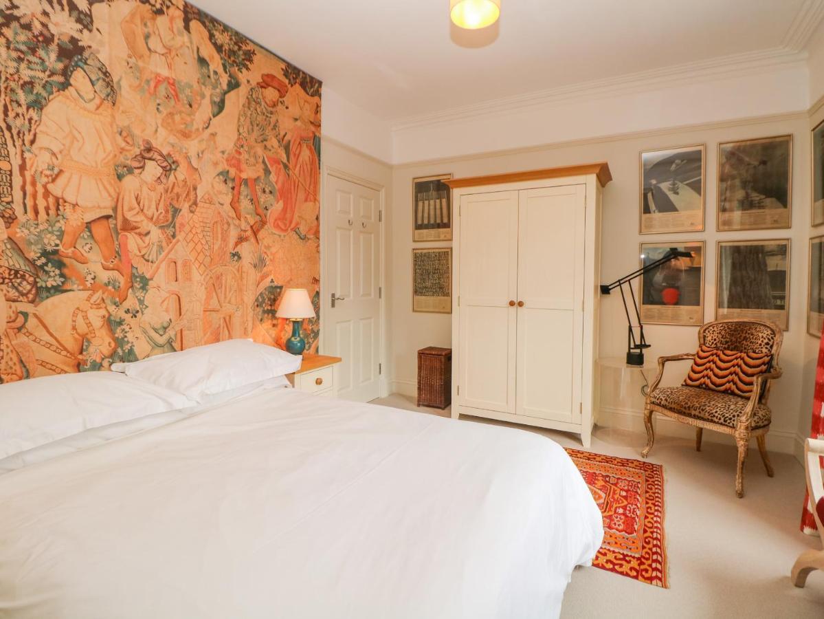 Flat 3 Haslemere Apartment Бъкстън Екстериор снимка